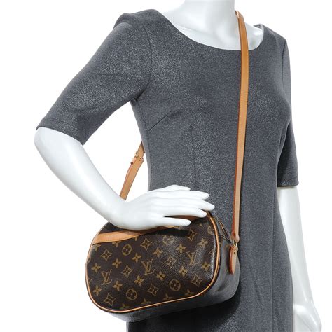 louis vuitton monogram blois